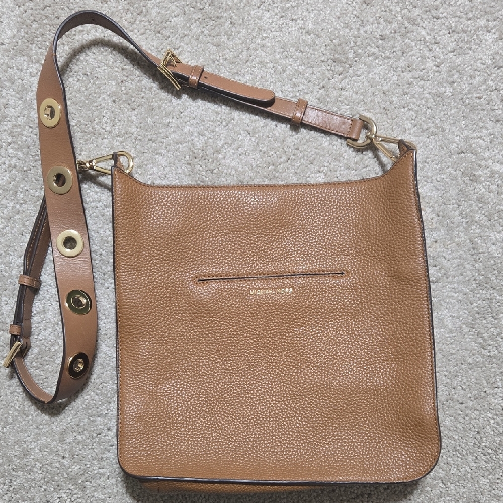 Michael Kors Brown Leather Crossbody Bag.